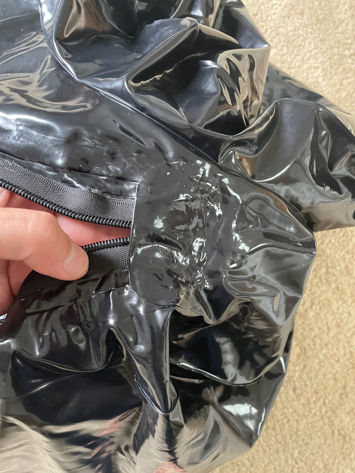 Z5 zipper/suit repair