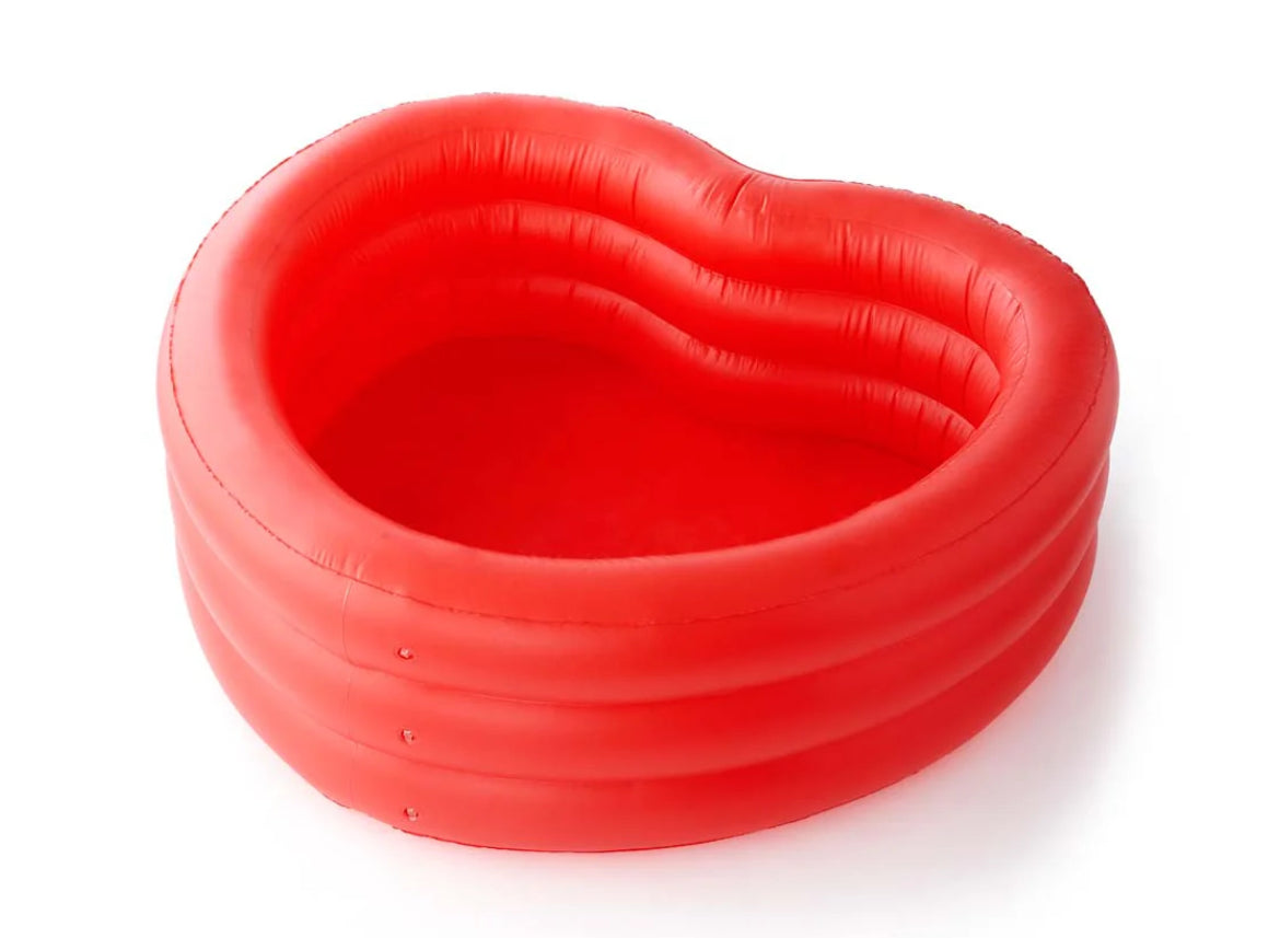 Inflatable heart pool
