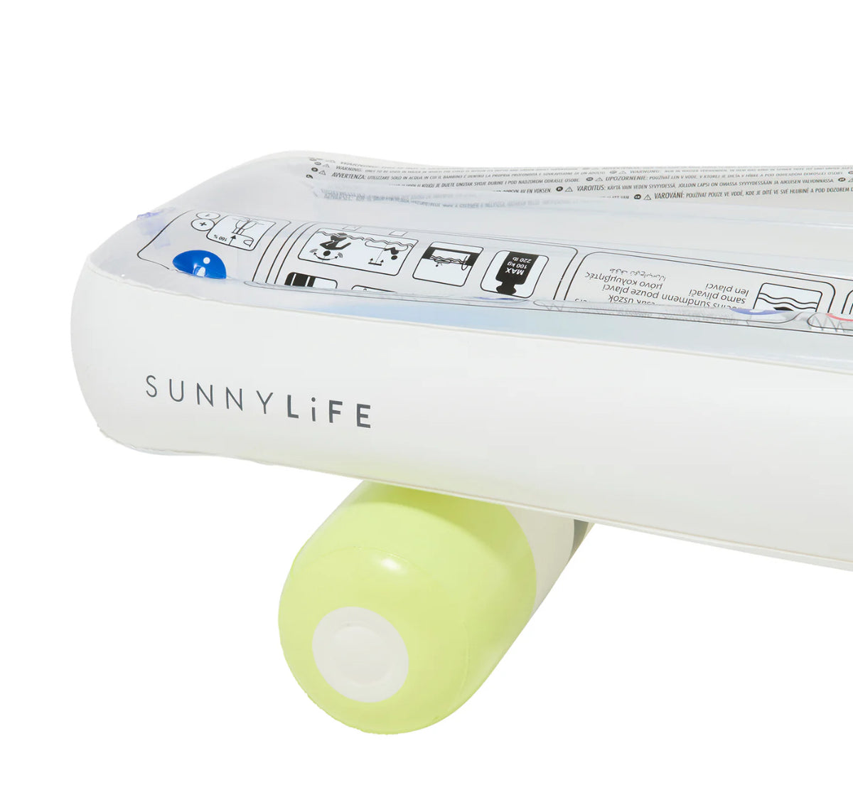 Inflatable skateboard by sunnylife